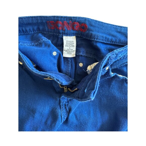 Bongo Distressed Jeans with Jewel Accents Size 5 - Picture 2 of 4